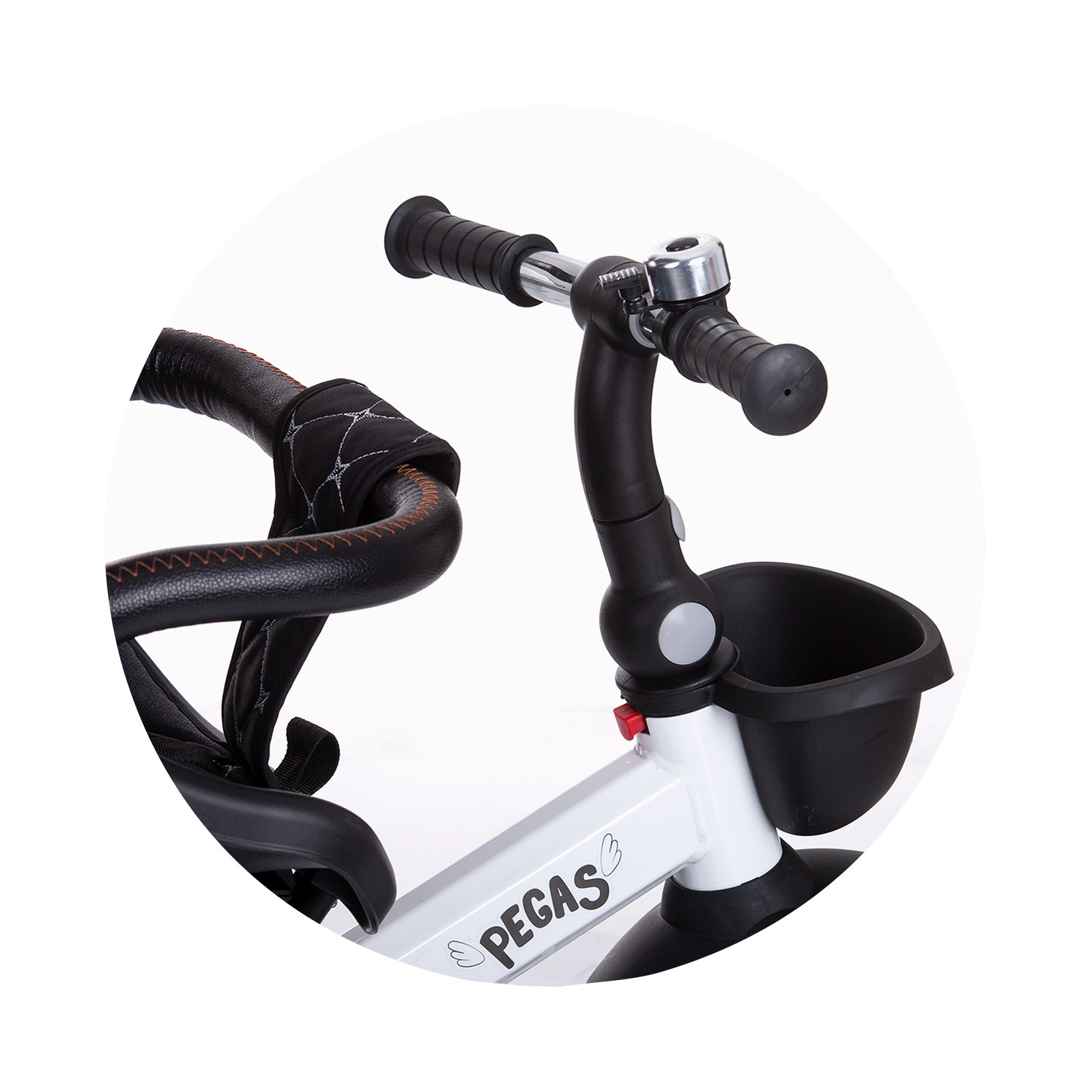 Triciclo evolutivo con asiento reclinable y giratorio PEGAS Chipolino