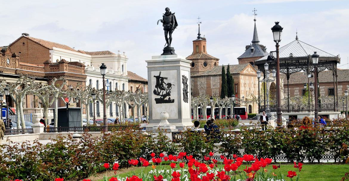 Alcalá de Henares, Plaza de Cervantes 